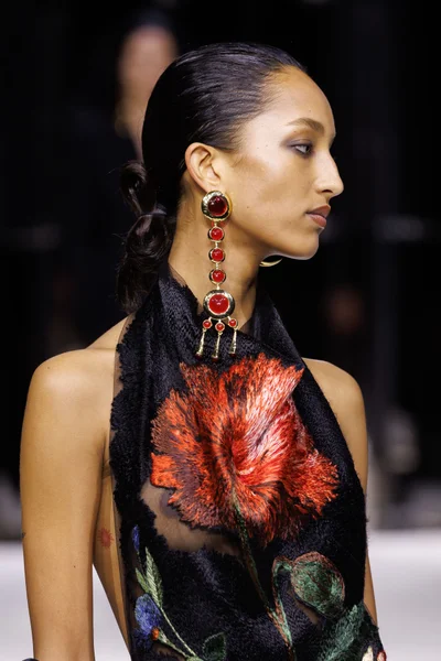 Look 140